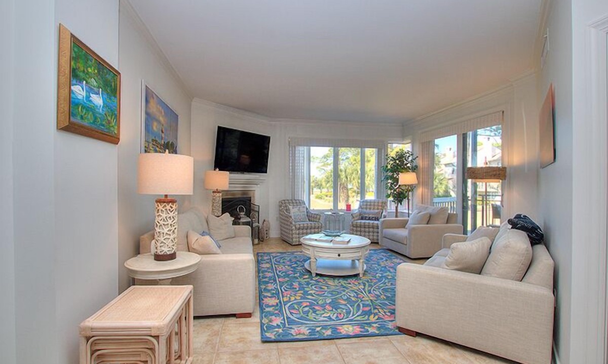 South Beach Condo | Luxury Soundfront Villa just steps from Beach and Salty Dog Cafe!