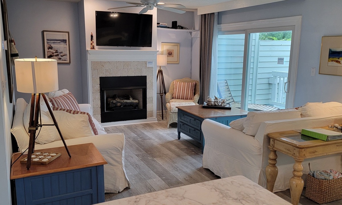 Tybee Island House | "Runaway Flip Flops" Tybee Island