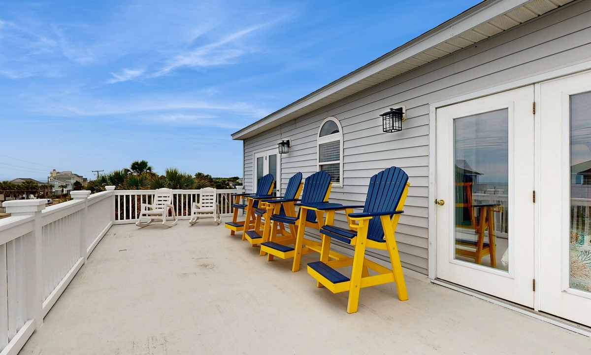Edisto Island House | Dog-Friendly House Across the Street From Beach w/Private Pool, WiFi, AC, Patio
