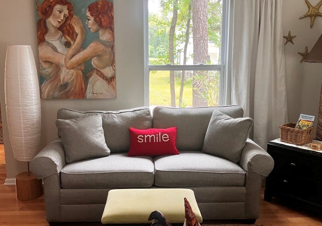Savannah Apartment | Artist’s Retreat-Pet Friendly-Minutes to Historic Savannah & Tybee-2BR/1BA-Quiet
