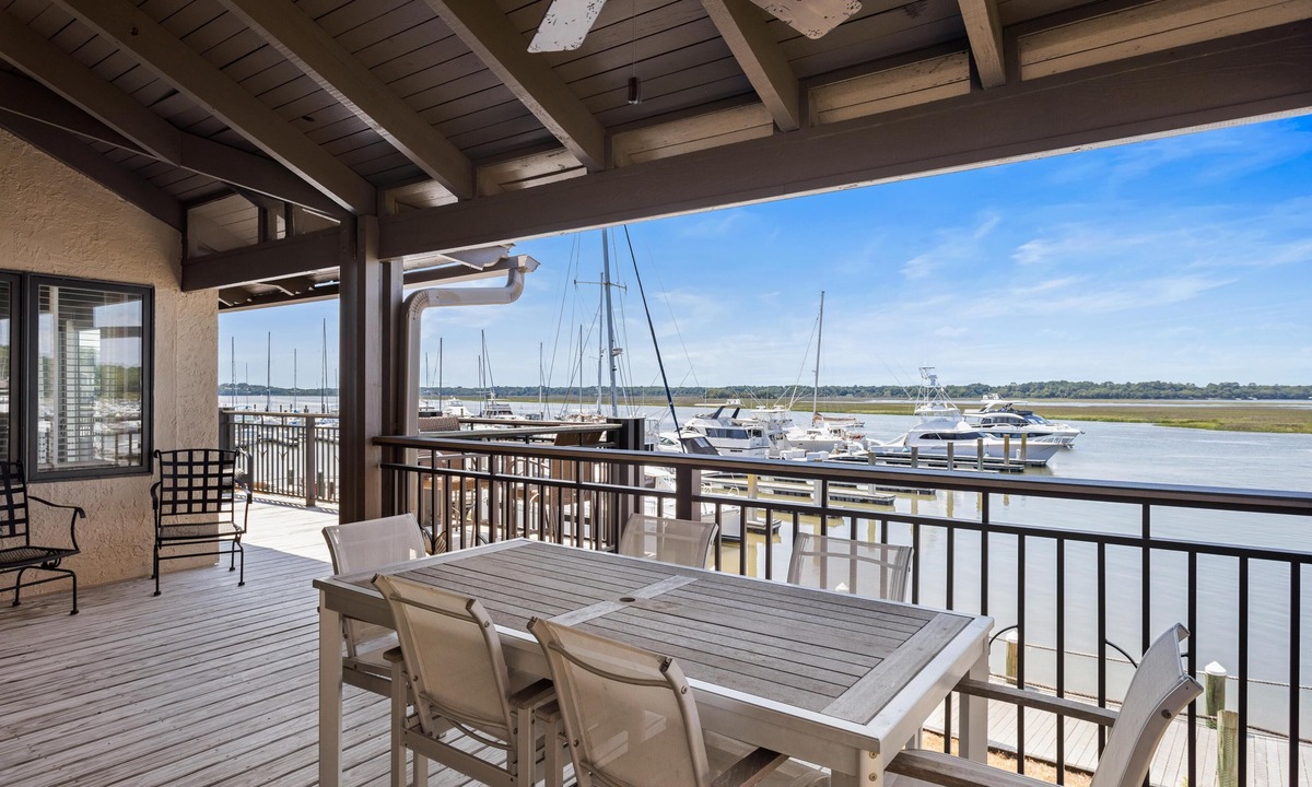Bohicket Marina Village Condo | 1922 Bohicket Marina by Akers Ellis Rentals