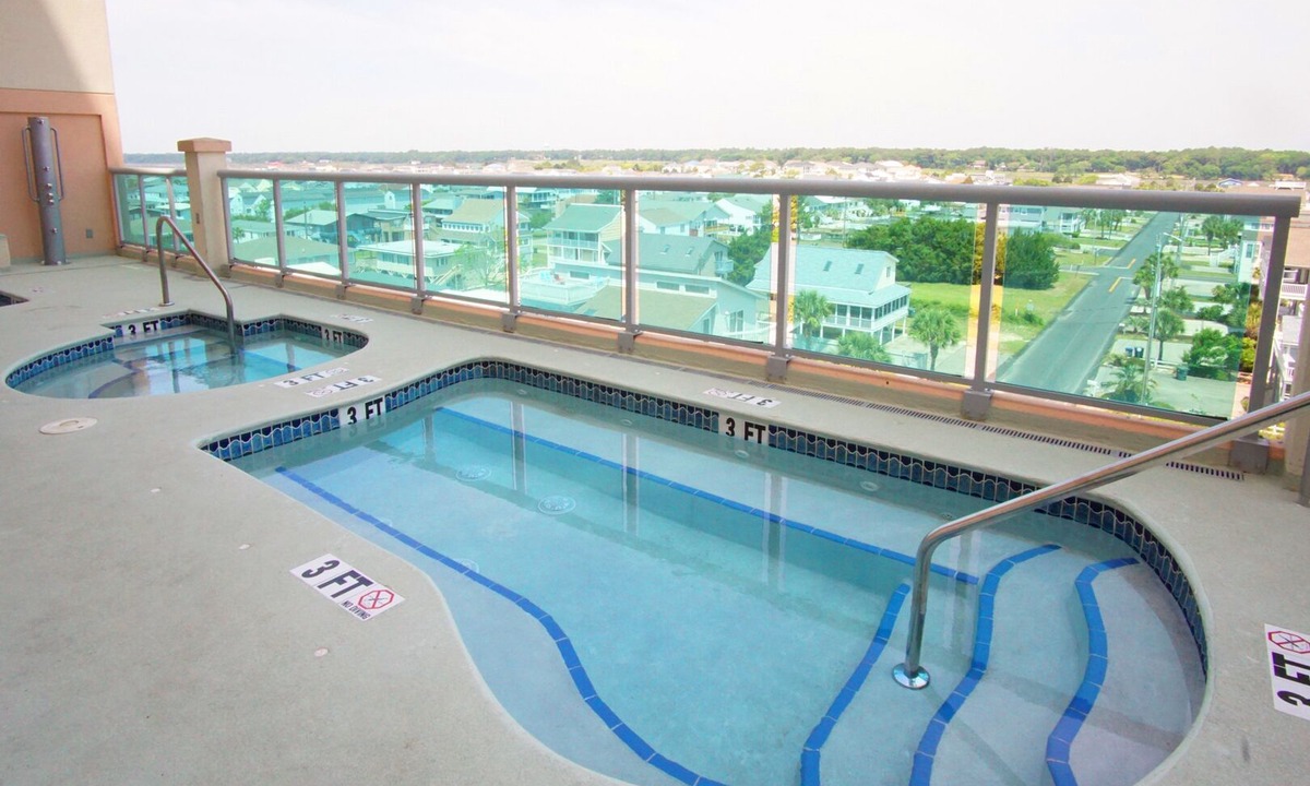 North Myrtle Beach Condo | Great oceanfront condo w/indoor & outdoor pools, lazy river, fitness center, kids' pool