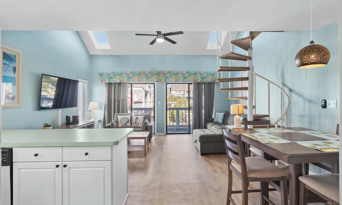 Surfside Beach Condo | Coastal Calm/Poolside Surfside Condo(By Beach Star)