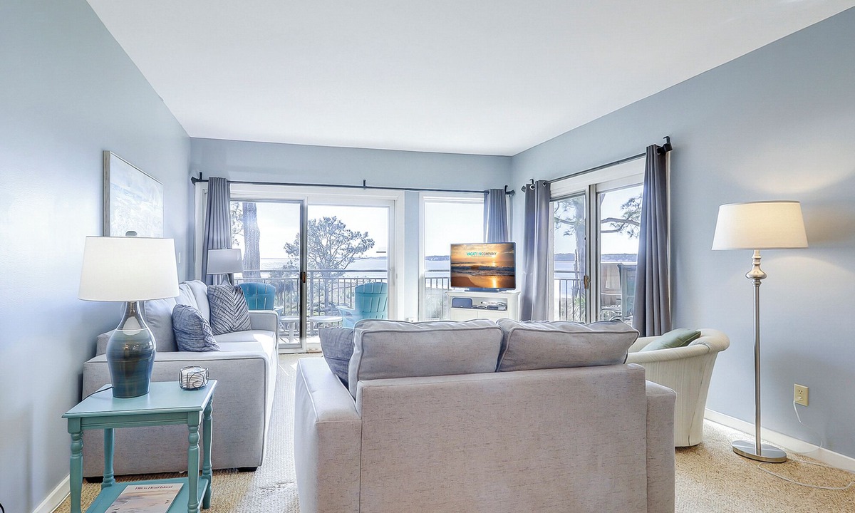 South Beach Condo | 1874 Beachside Tennis- Calibogue Sound views from every room.