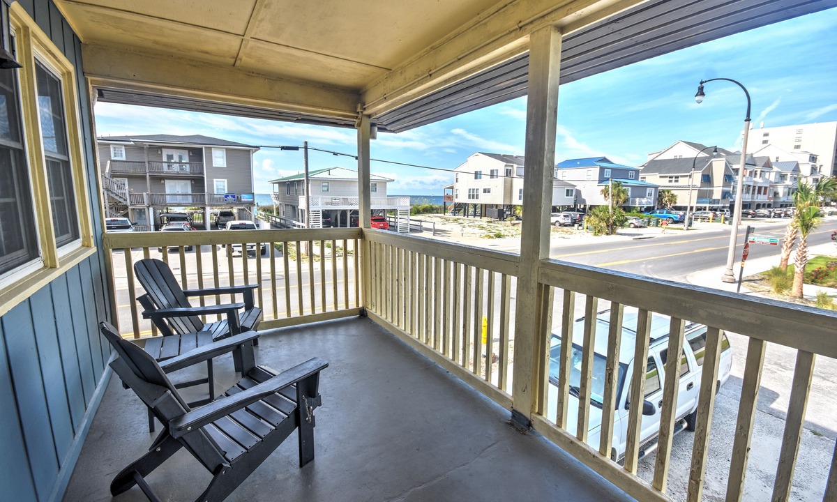 Cherry Grove Beach Condo | Newly Renovated and Just Steps from the BEACH!