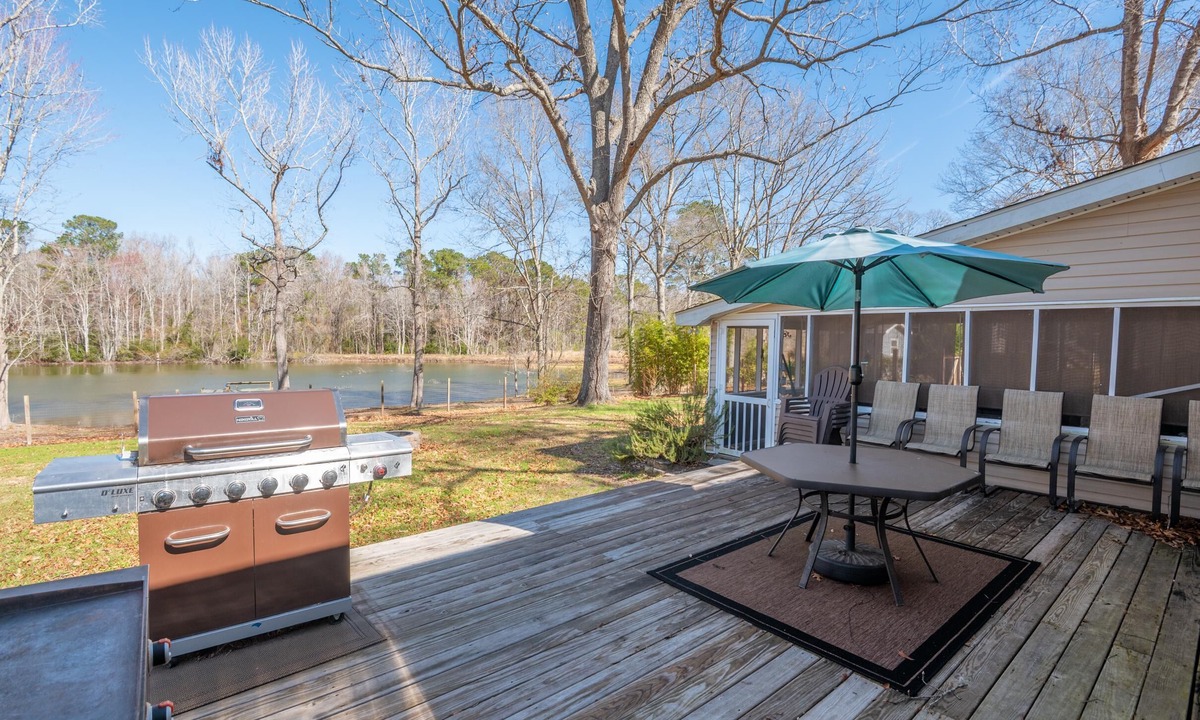 Eutawville House | Reel Haven on the Water: Modern + Comfy Home!