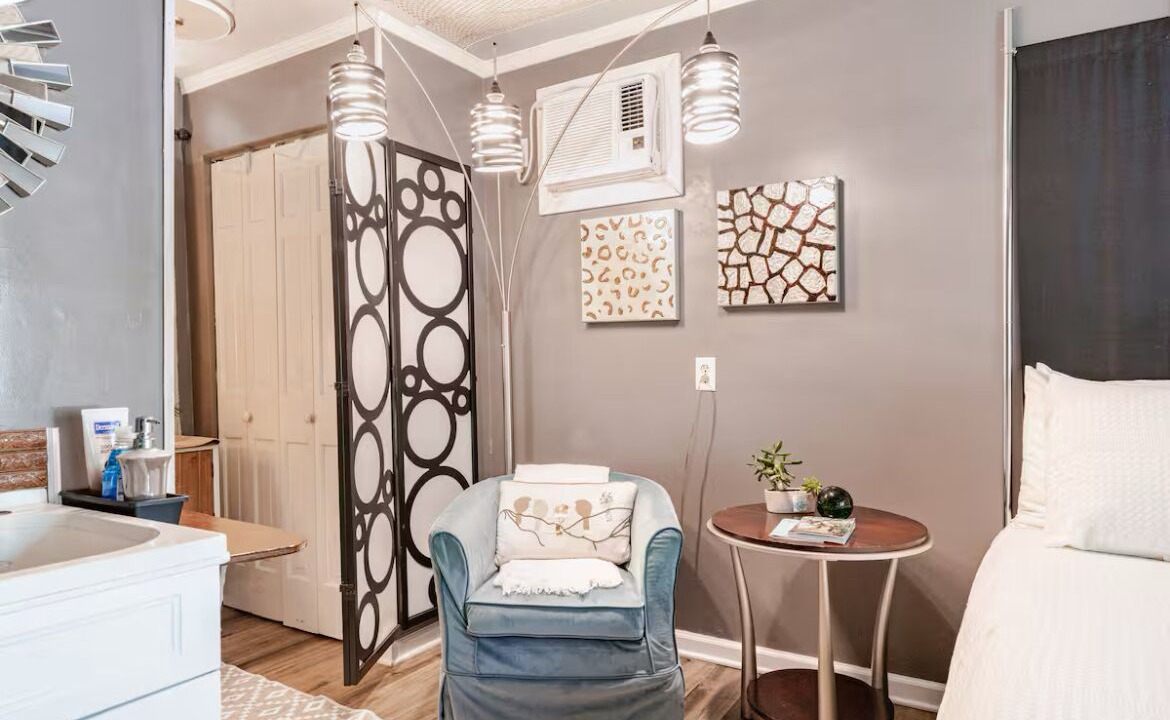 Charleston Apartment | Charming Studio Near Charleston's Hot Spots!