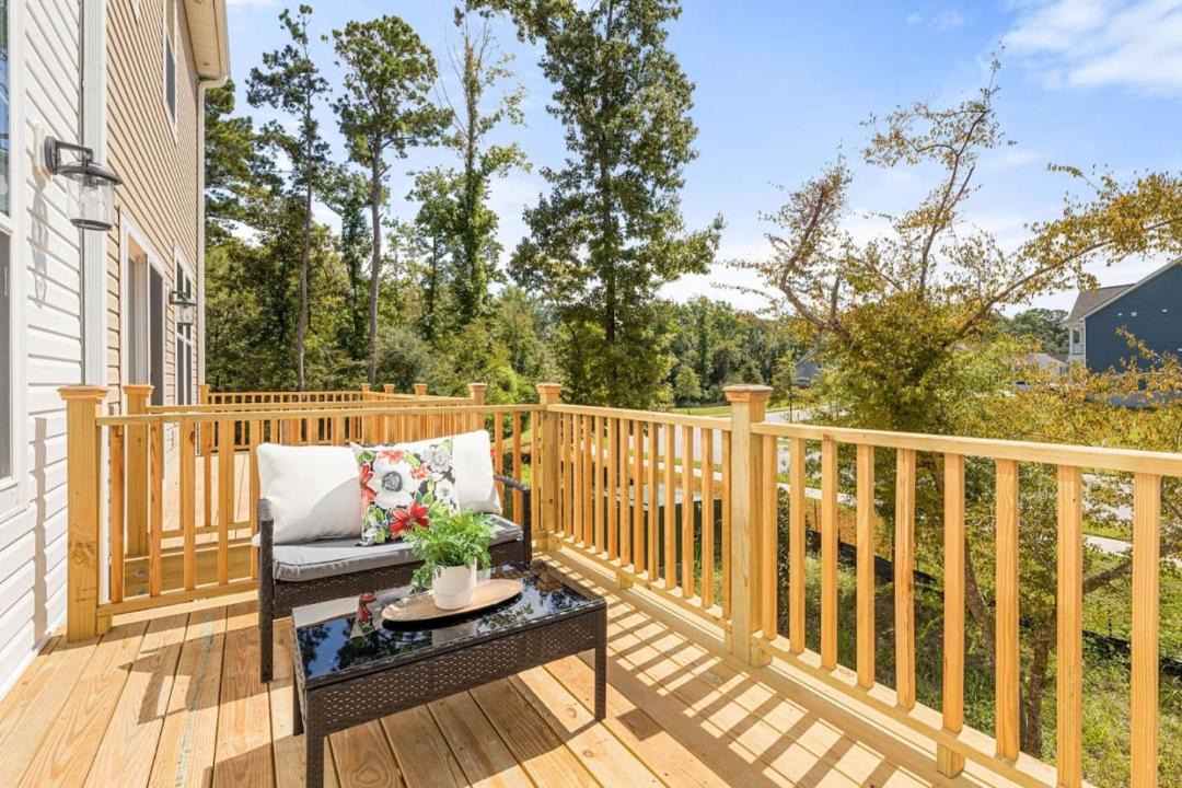 Goose Creek House | Viewing Eagle Sanctuary, by Scenic Water Reserve