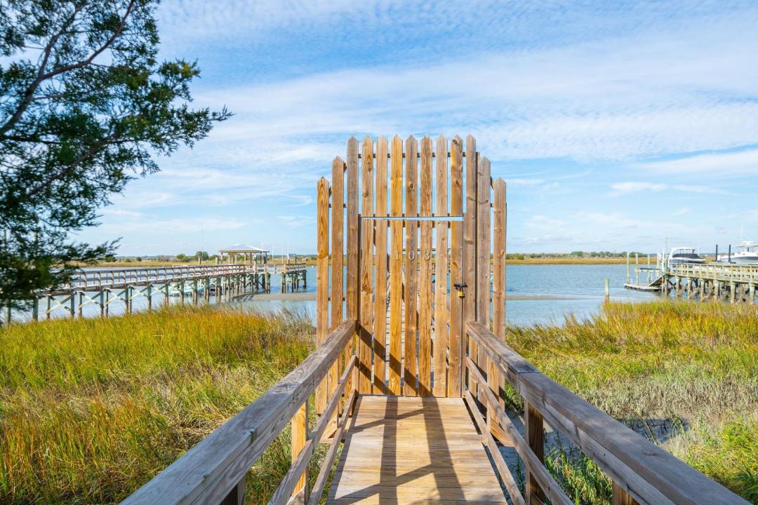 Isle of Palms House | Carolina Blvd 103 - Palm Cottage