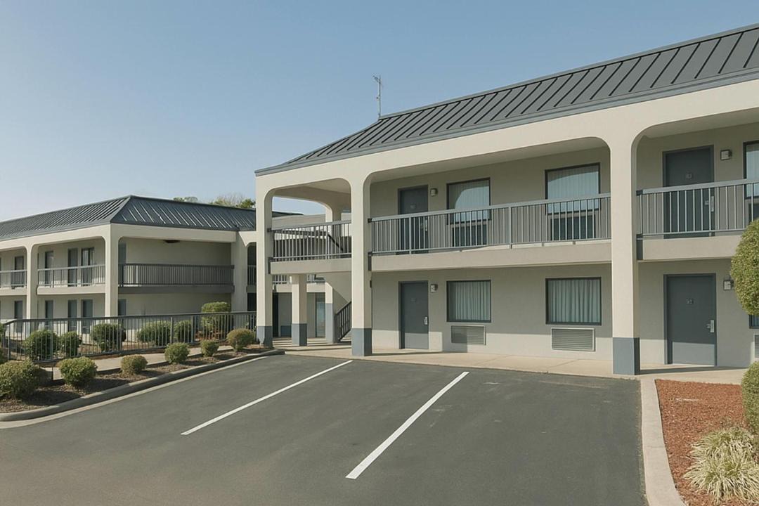 Cape Fear Hotel | Baymont by Wyndham Fayetteville