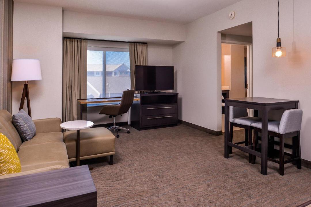 Dixie - Berryhill Hotel | Residence Inn by Marriott Charlotte Steele Creek