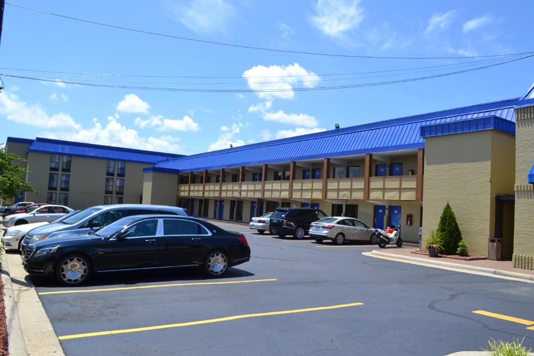 Archdale Hotel | Rodeway Inn High Point - Archdale