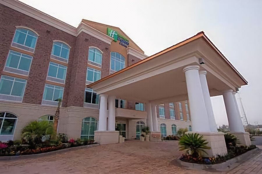 Photo of Buildings in North Charleston