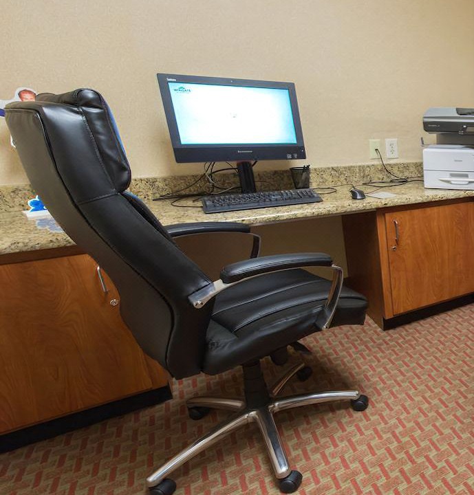 Photo of Livingroom in Executive Park