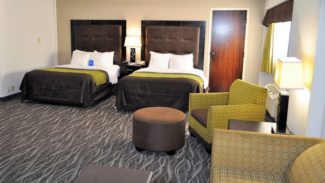 Photo of Livingroom in Downtown Charleston