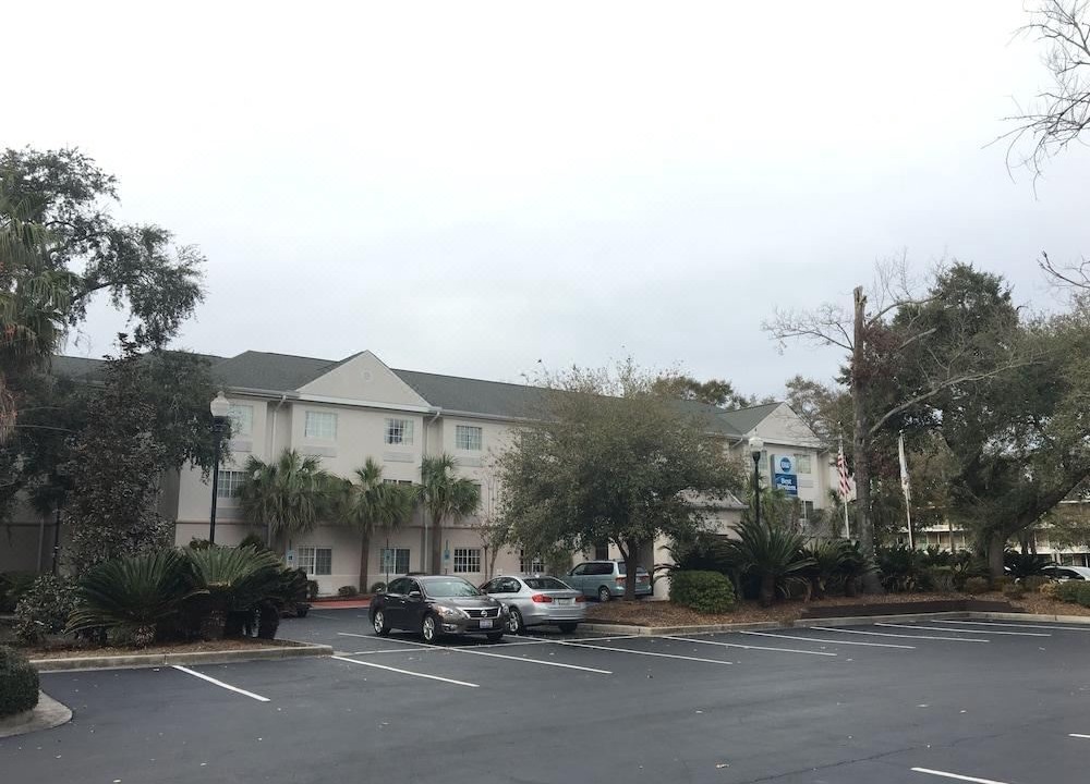 Photo of Others in Charleston