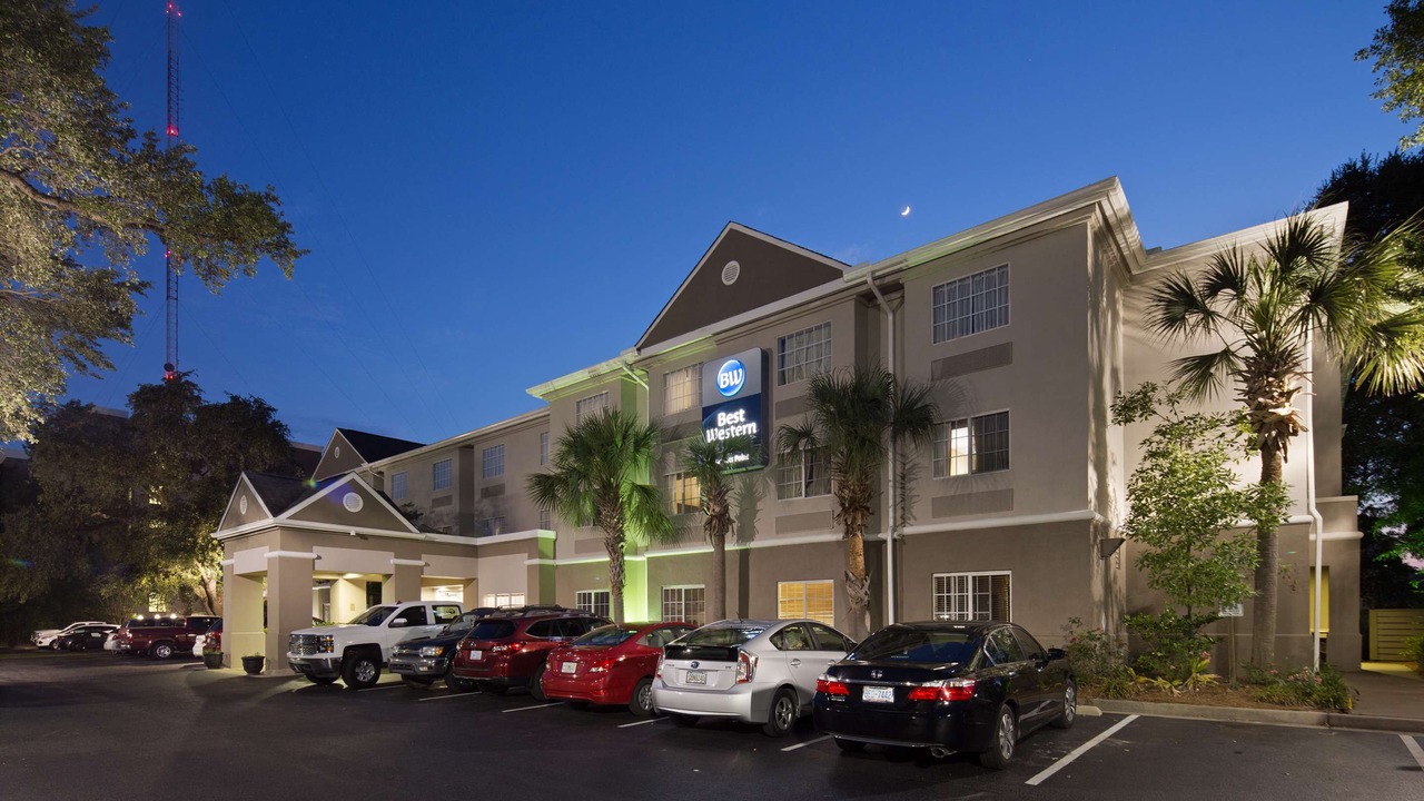 Photo of Buildings in Charleston