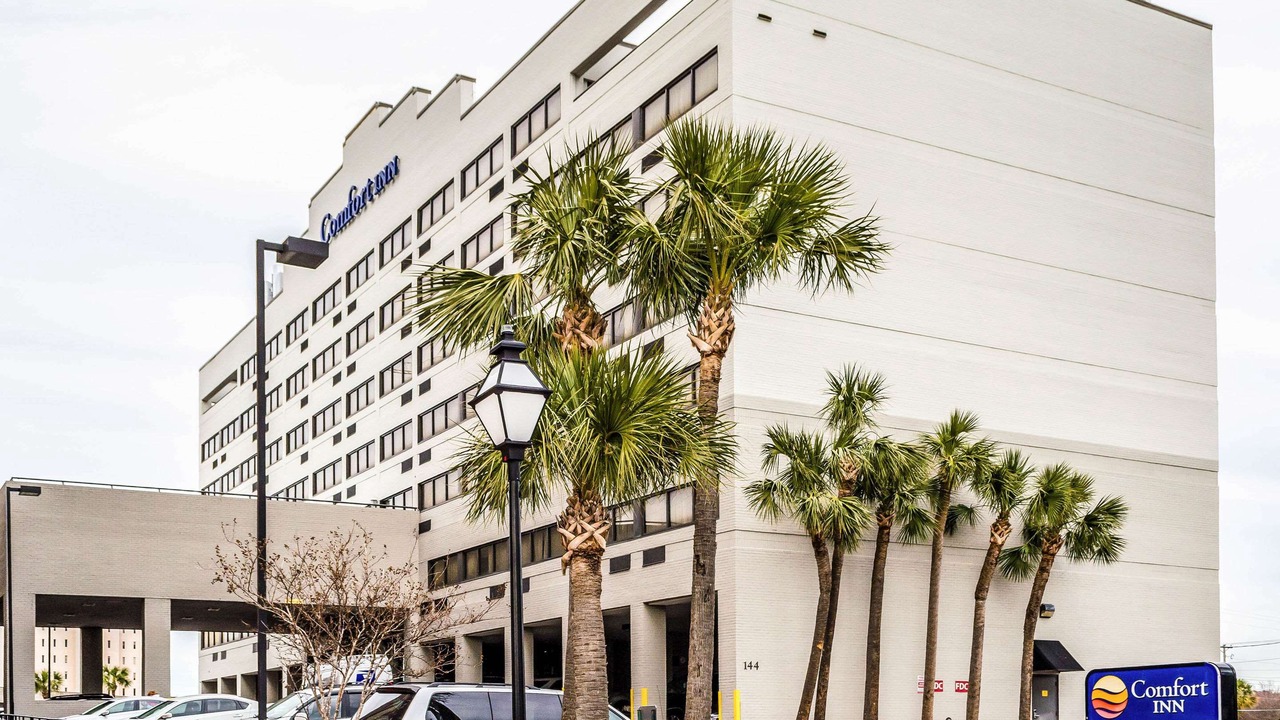 Photo of Buildings in Downtown Charleston