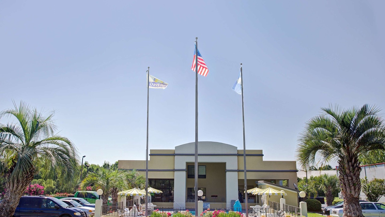 Photo of Buildings in Ladson