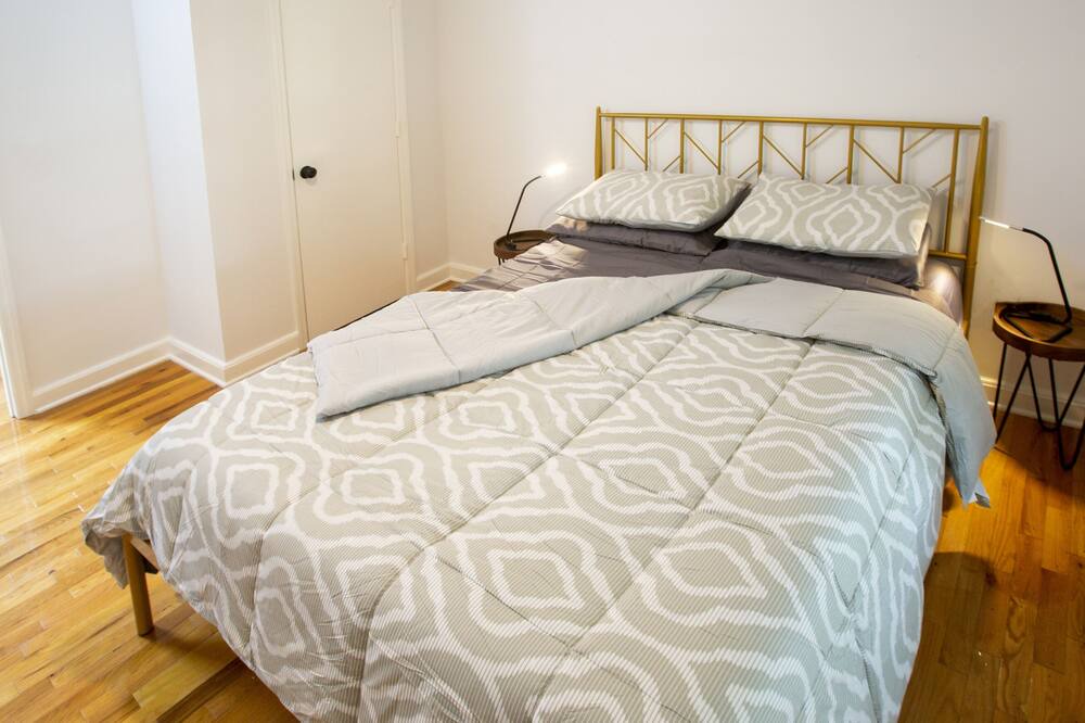 Photo of Bedroom in Westside