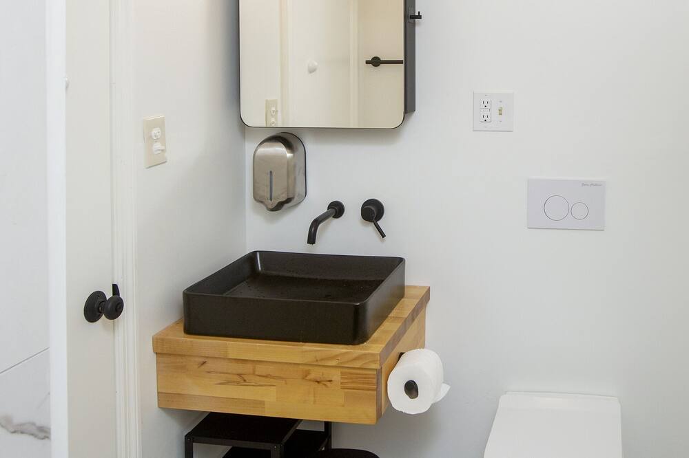 Photo of Bathroom in Westside