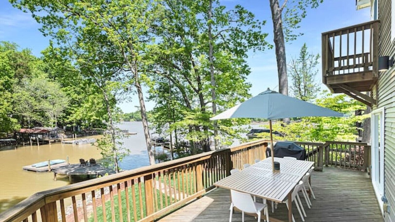 Photo of Outdoor in Belmont