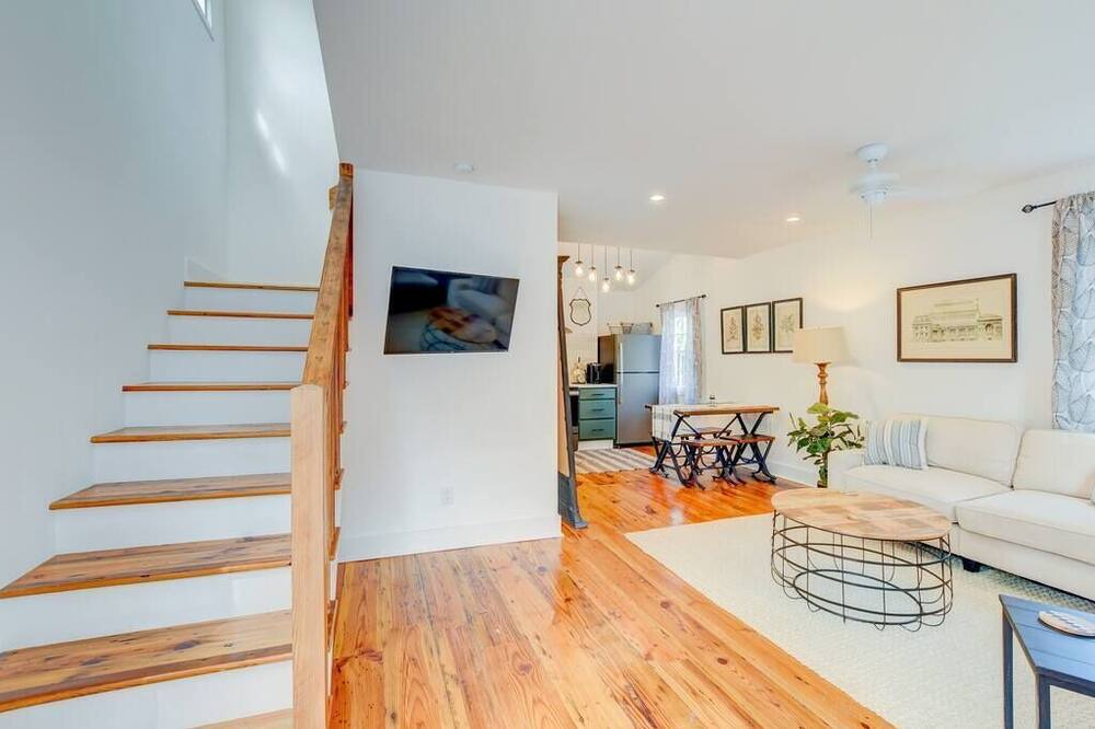 Photo of Bedroom in Westside