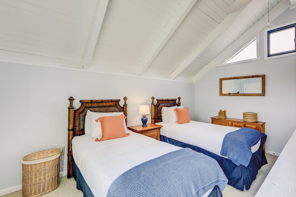 Photo of Others in Sealoft Villas