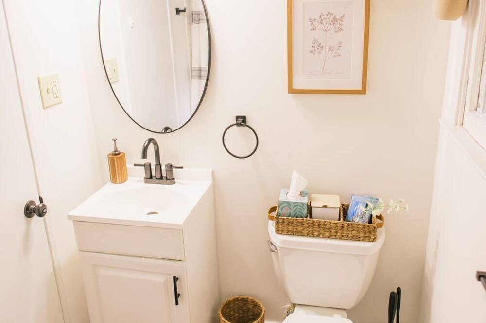 Photo of Bathroom in Hanahan