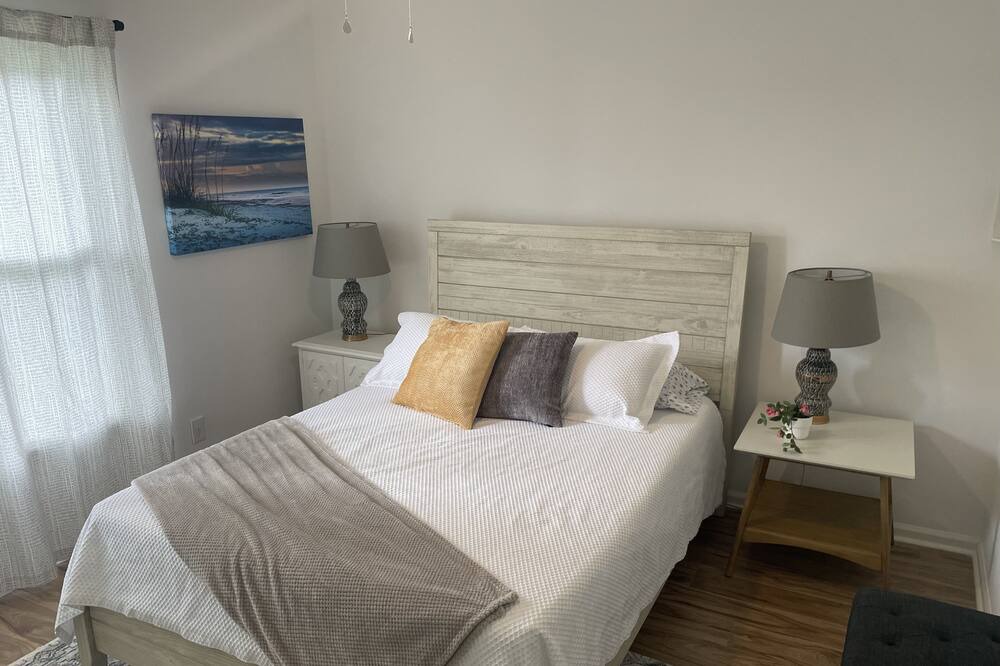 Photo of Bedroom in Ladson