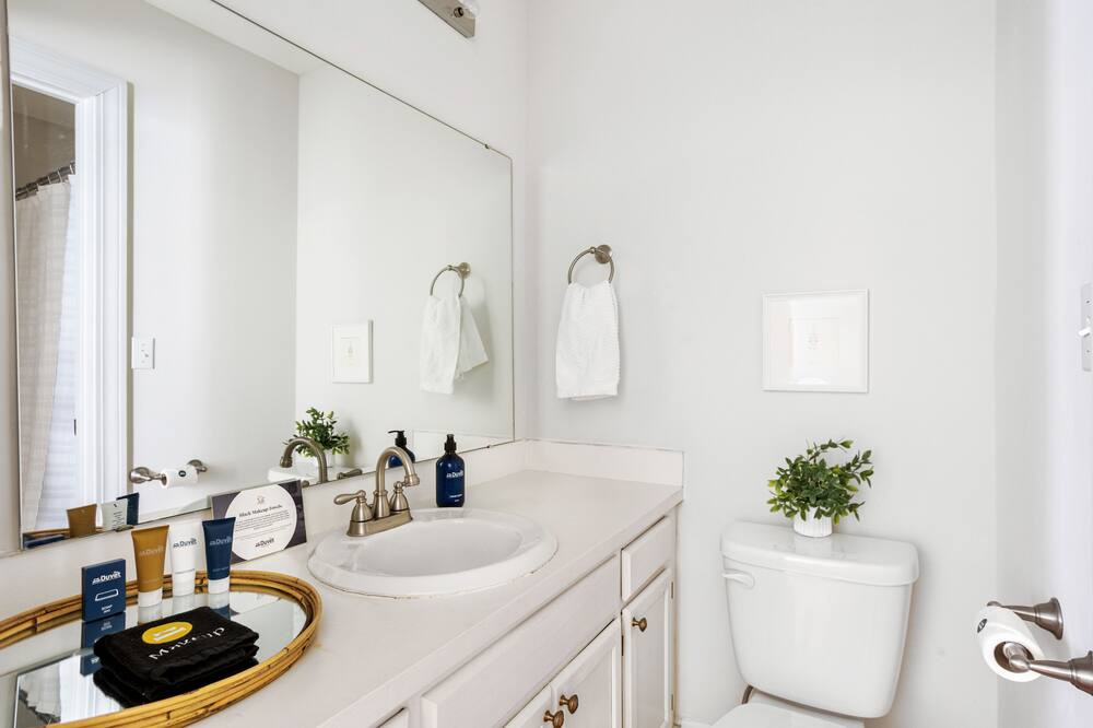 Photo of Bathroom in South of Broad