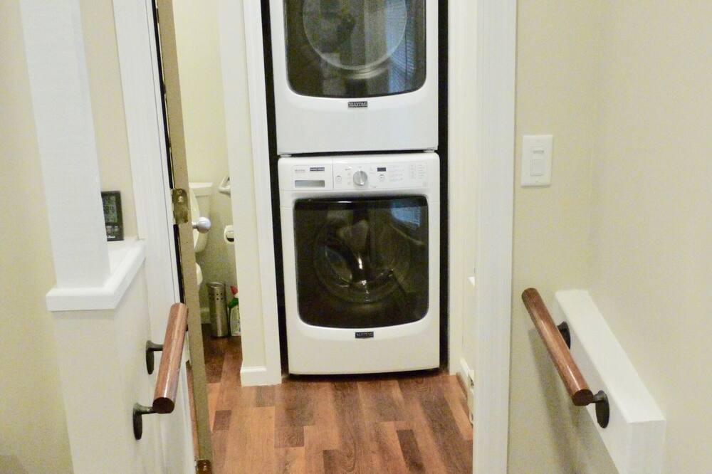 Photo of Bedroom in Charleston