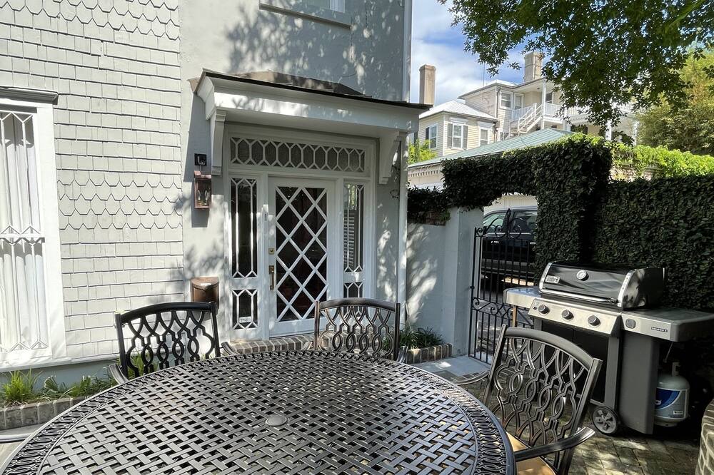 Photo of Patio Balcony in South of Broad