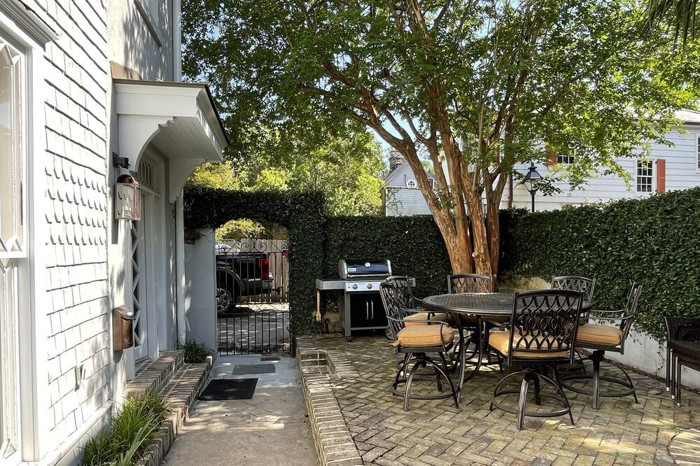 Photo of Patio Balcony in South of Broad