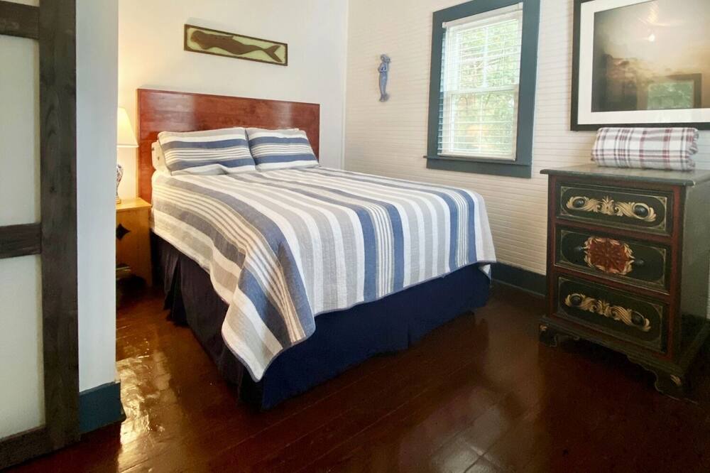 Photo of Bedroom in Sullivan's Island