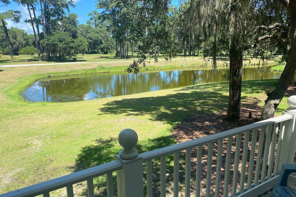 Photo of Patio Balcony in Daufuskie Island