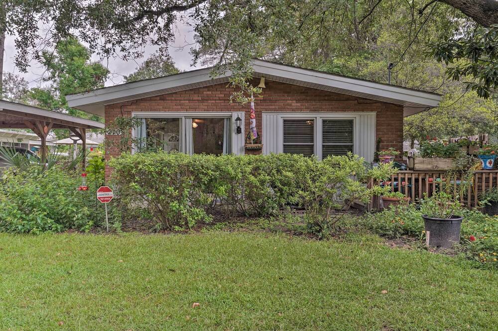 Photo of Outdoor in Summerville Historic District