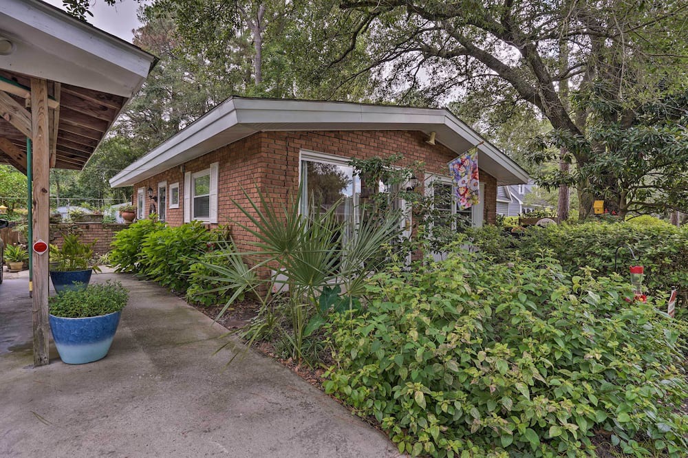 Photo of Outdoor in Summerville Historic District