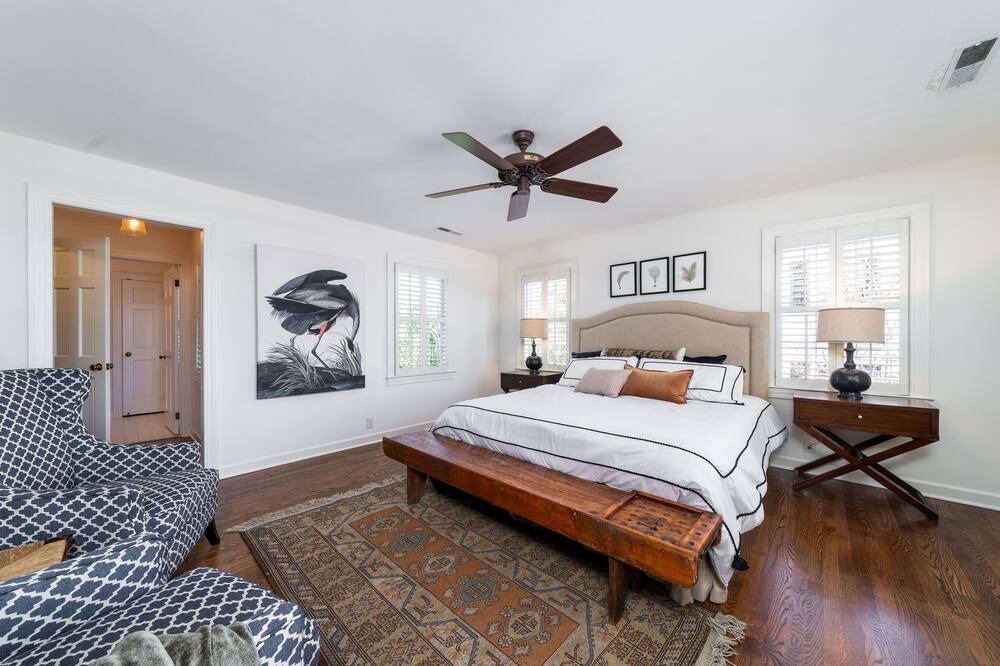 Photo of Bedroom in South of Broad