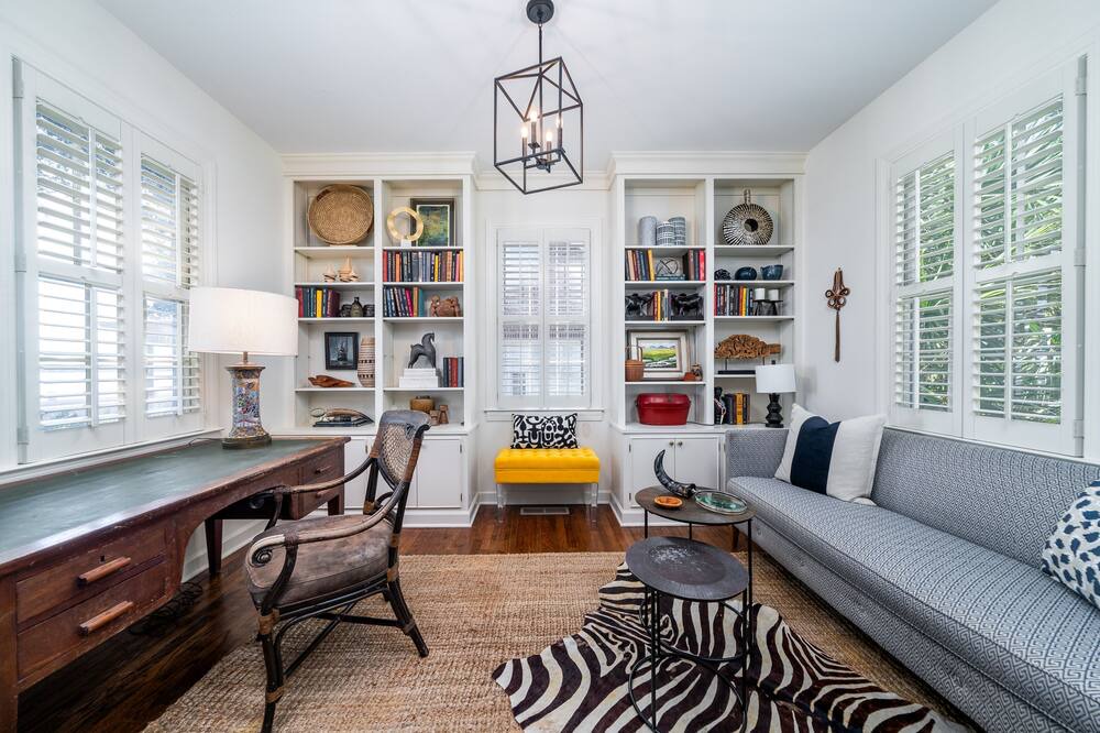 Photo of Livingroom in South of Broad
