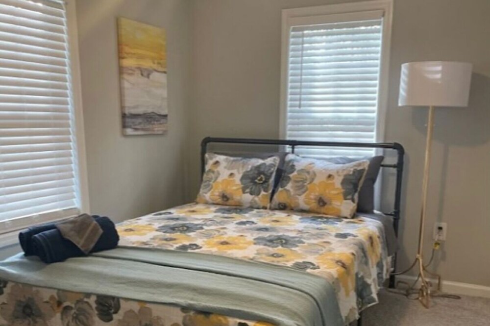 Photo of Bedroom in Lincolnville