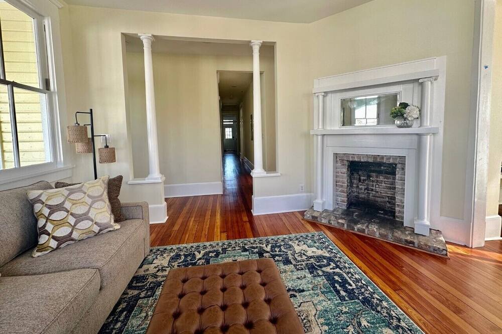 Photo of Bedroom in Westside