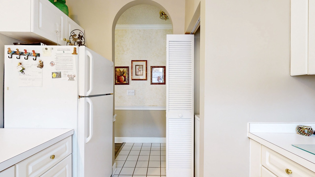 Photo of Kitchen in Arcadian Shores