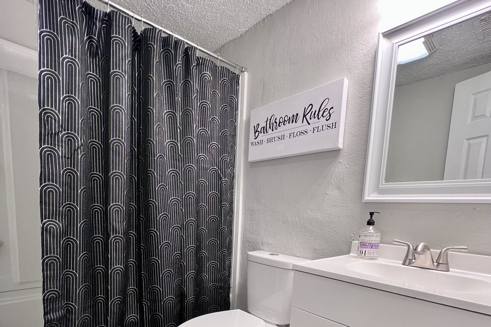 Photo of Bathroom in Atlantic Beach