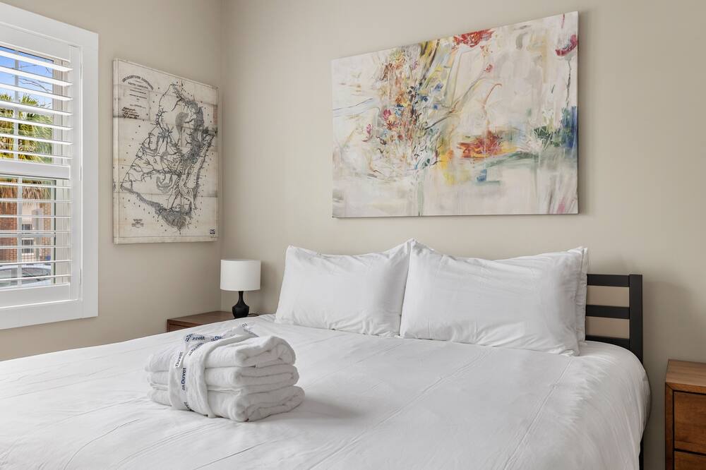 Photo of Bedroom in Westside