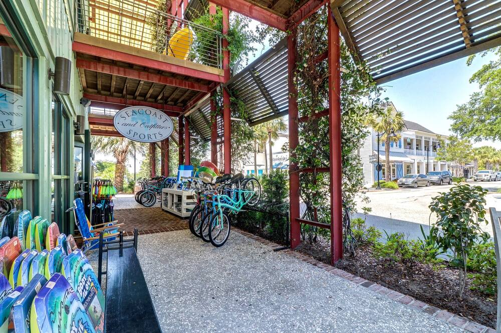 Photo of Others in West Beach
