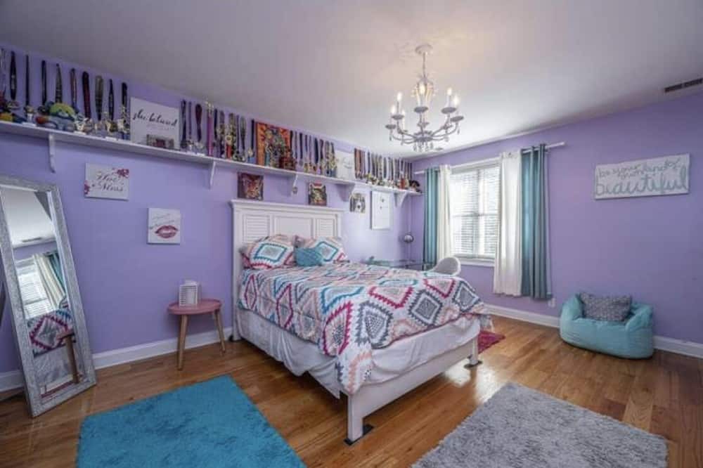 Photo of Bedroom in Moncks Corner
