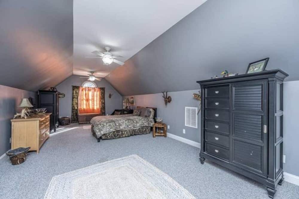 Photo of Bedroom in Moncks Corner