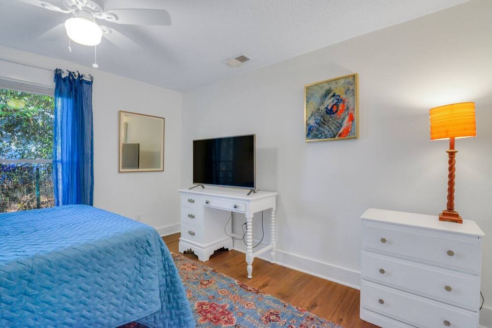 Photo of Bedroom in North Charleston