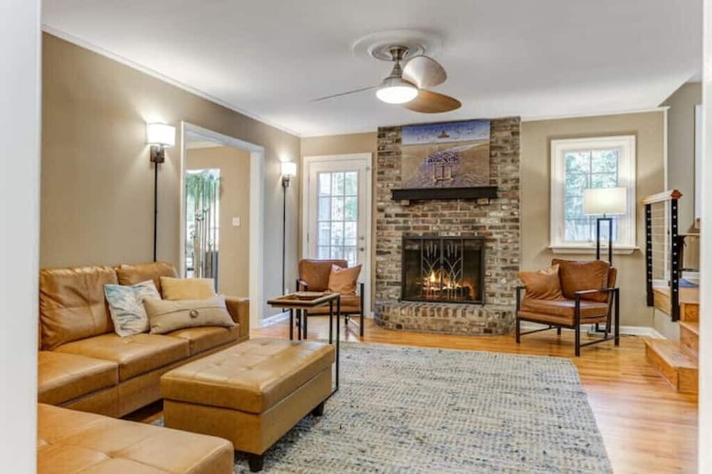 Photo of Livingroom in Summerville